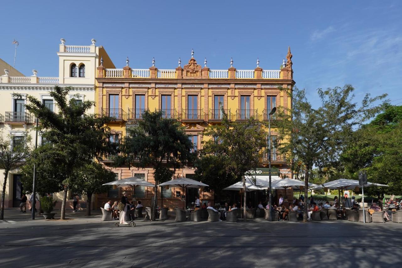 Numa Seville Prestigio Bagian luar foto